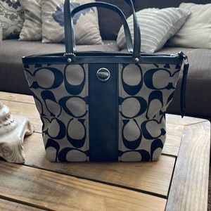 Authentic coach purse gently loved